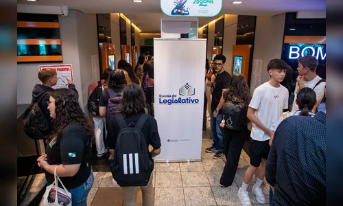 Escola do Legislativo promove segundo aulão do Enem em Apucarana