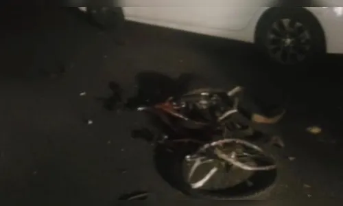 PM atropela duas pessoas que socorriam ciclista em Curitiba