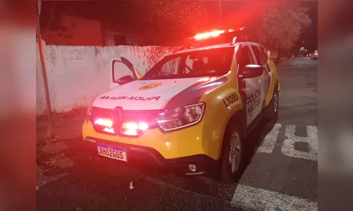 Assalto em pizzaria de Apucarana resulta em roubo de moto e pertences de clientes