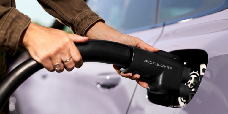 Porsche investe R$ 70 milhões em carregadores ultrarrápidos no Brasil