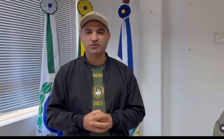 Giva discute pedágio e críticas políticas em Mauá da Serra