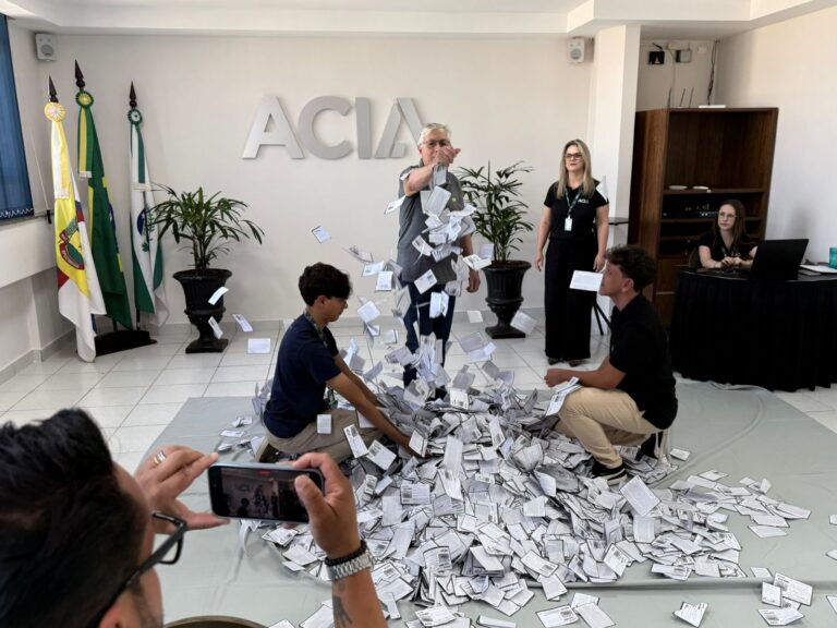 Acia encerra campanha com sorteio de prêmios em Apucarana