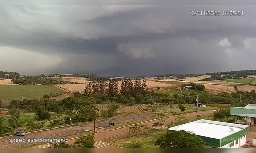 Chegada do tornado em Rio Bonito do Iguaçu é registrada em vídeo impressionante