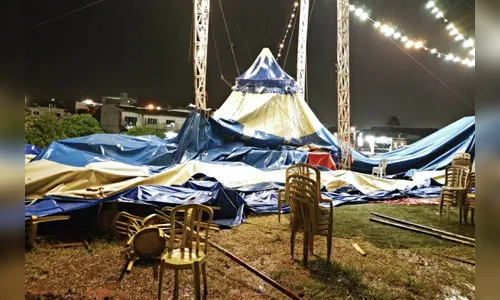 Ventania causa desabamento de circo e estragos em Chapecó-SC