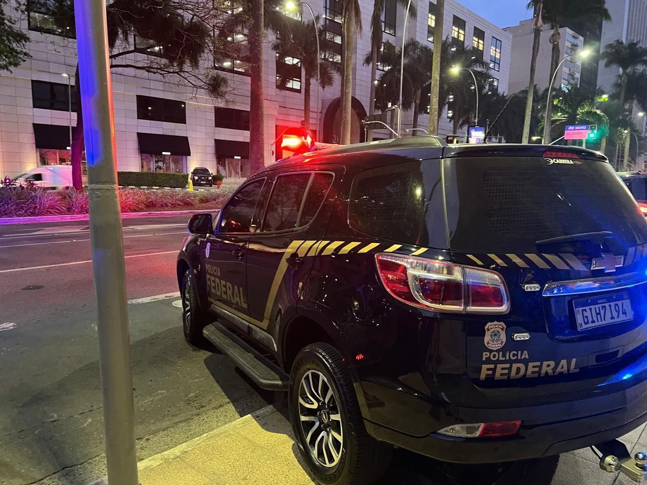 Polícia Federal realiza operação contra o PCC na Faria Lima