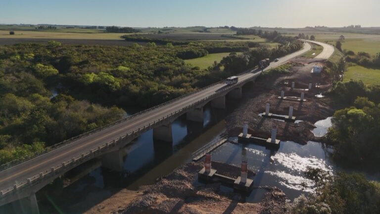 BR-290: estrada ao RS tem duplicação parada, problemas na estrutura e 167 mortes