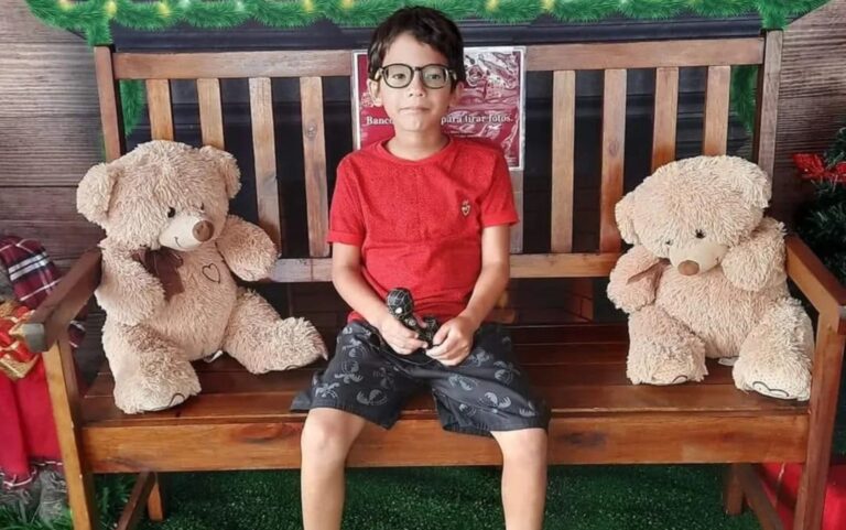 Menino de 10 anos morre após apendicite e família denuncia erro médico