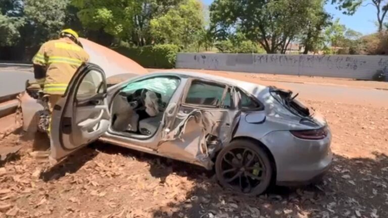 Acidente envolvendo carros de luxo em Brasília