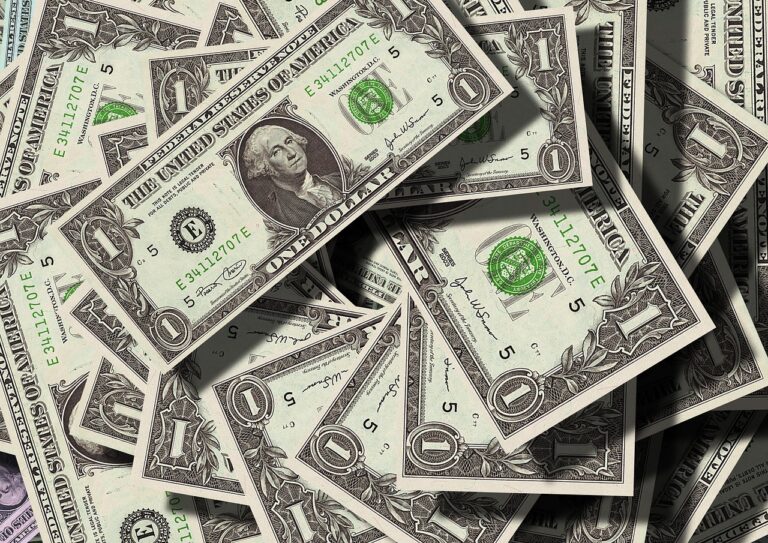 Dólar recua após declaração de Trump sobre China