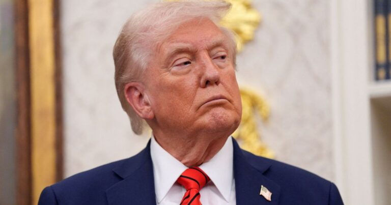 Trump confirma autorização de operações da CIA na Venezuela