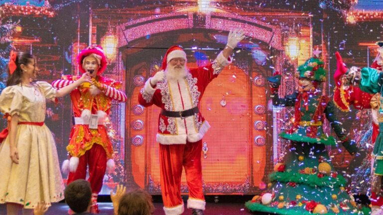 Natal no Pátio Limeira Shopping começa com a chegada do Papai Noel