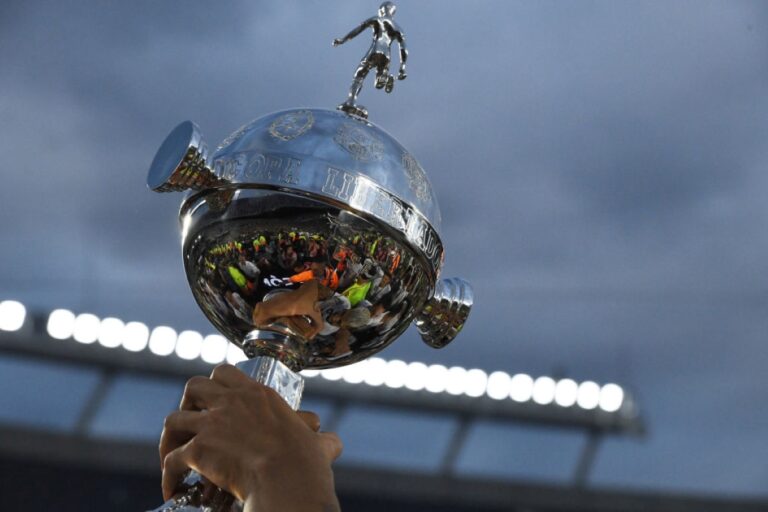 Semifinais da Libertadores 2025: confrontos e datas definidas