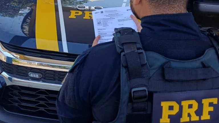 Homem foragido da Justiça do Acre é preso na BR-316