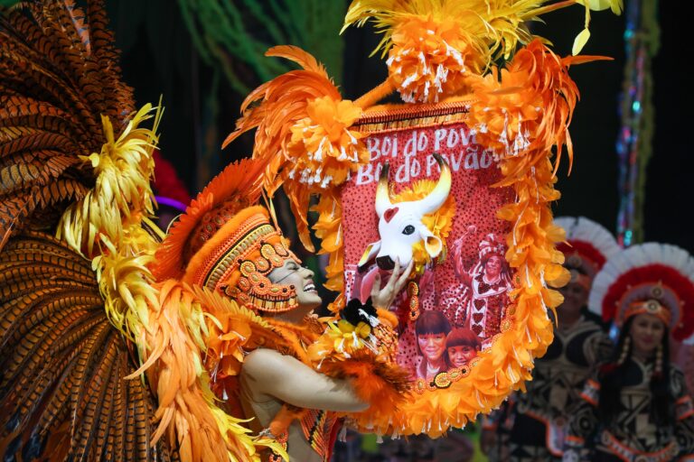 Boi Garantido brilha no Boi Manaus 2025 nesta sexta-feira