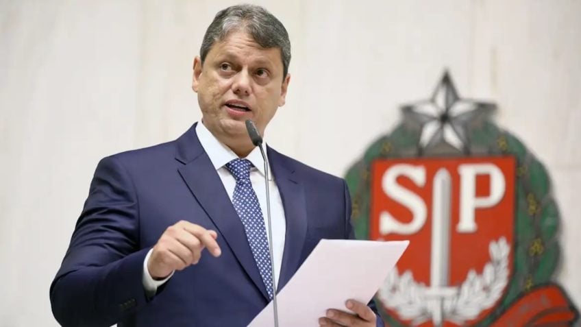 Tarcísio diz que PCC deve ser classificado como grupo terrorista
