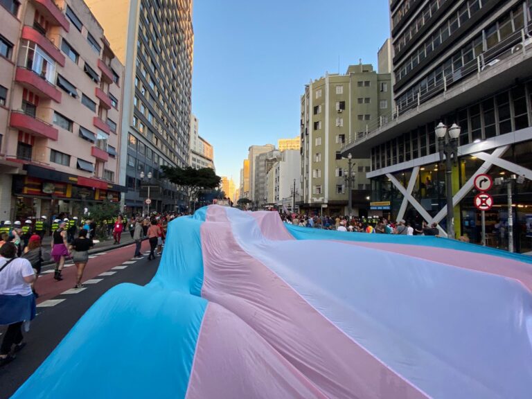 Indústria do entretenimento é condenada por transfobia em Porto Alegre