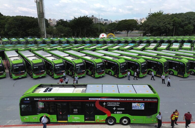 Transporte público verde: o que falta para os ônibus elétricos serem maioria no Brasil