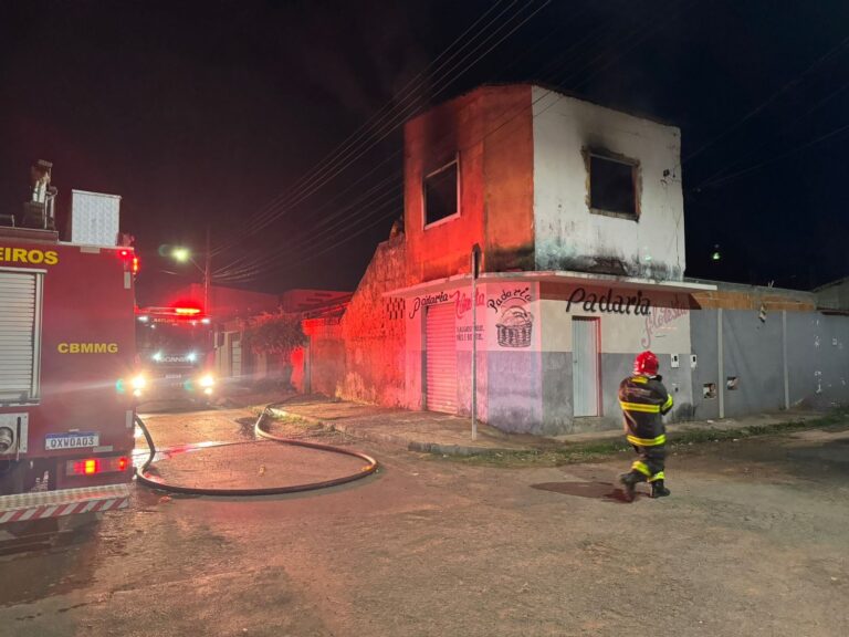 Incêndio em Montes Claros pode ter sido causado por vela acesa