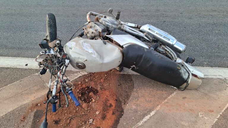 Acidente na BR-262 resulta em mortes de motociclista e passageira
