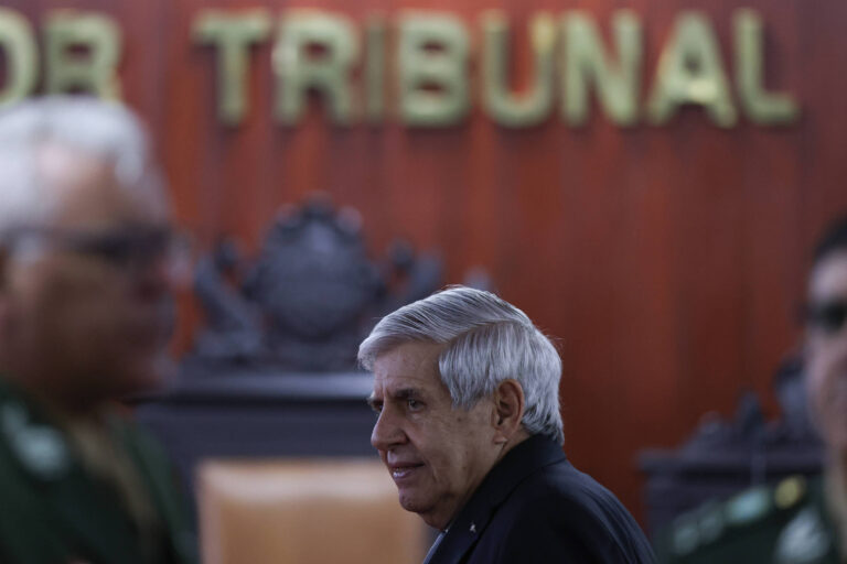 General Heleno revela diagnóstico de Alzheimer e passa por exame no Exército