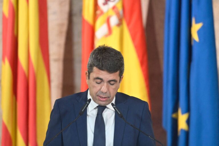 Renúncia do governador de Valência após tragédia de 229 mortes