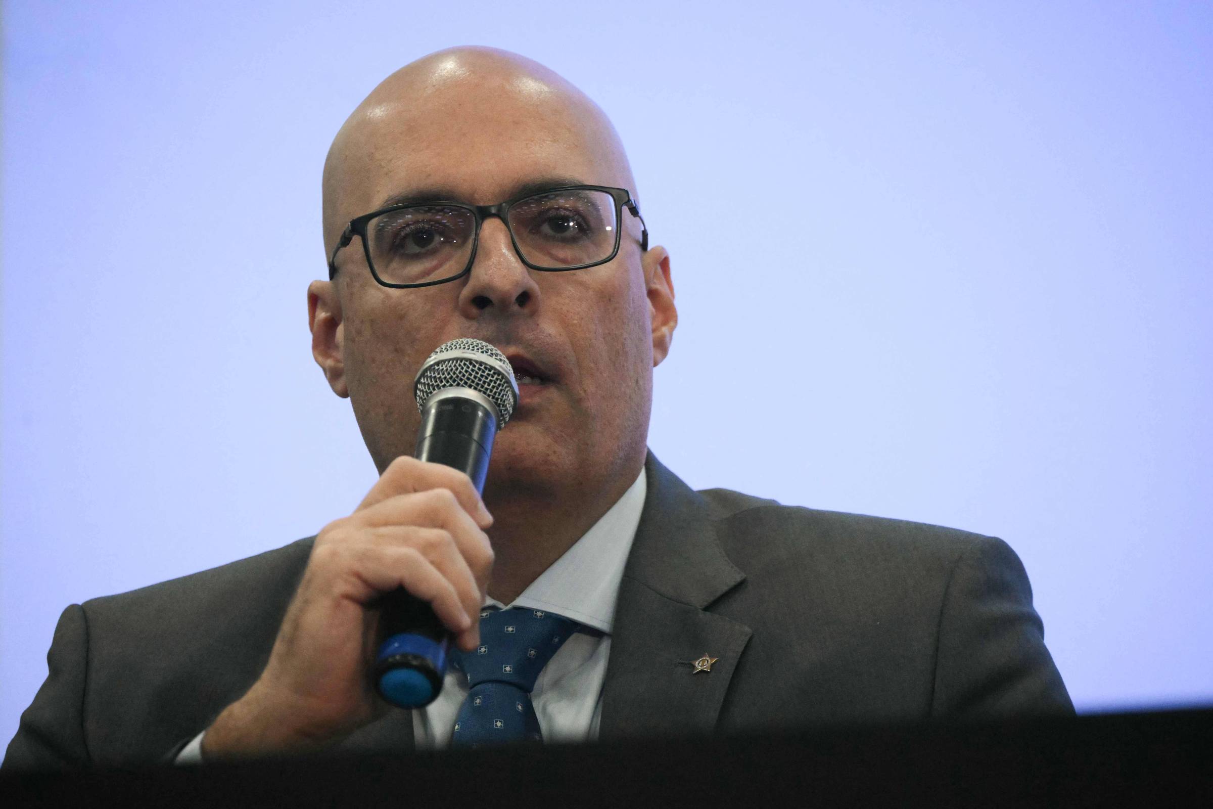 Delegado da Polícia Civil é cotado para se candidatar ao Senado