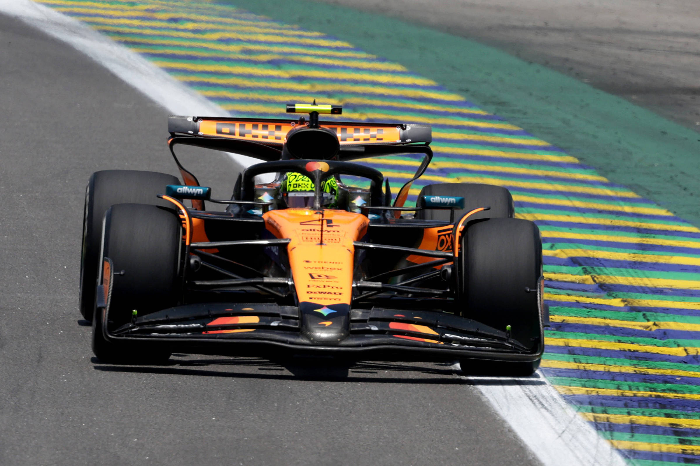 Norris conquista pole na corrida sprint em Interlagos