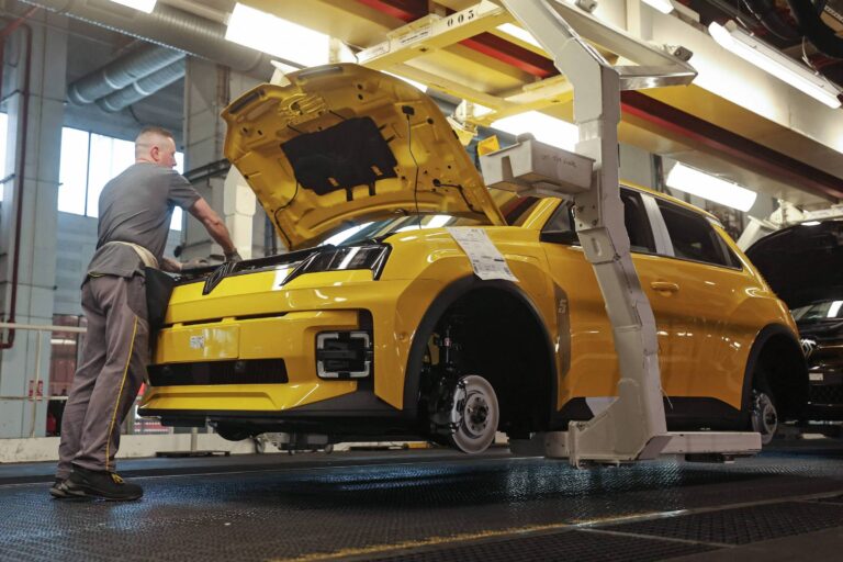 Renault e Nissan avaliam reintegrar aliança após mudanças na liderança
