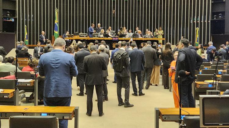 Congresso reverte vetos de Lula sobre regras de licenciamento ambiental