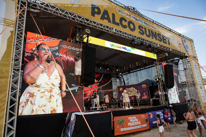 Palcos sunset ampliam programação com pagode, rock e ex-The Voice na terceira semana