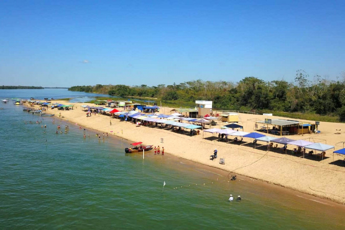 Cidades do noroeste do Paraná registram boom econômico com turismo nas praias de água doce