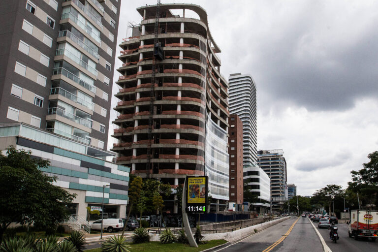 Gestora de Alberto Safra adquire terreno em São Paulo para novo arranha-céu