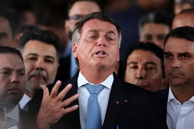 Bolsonaro réu