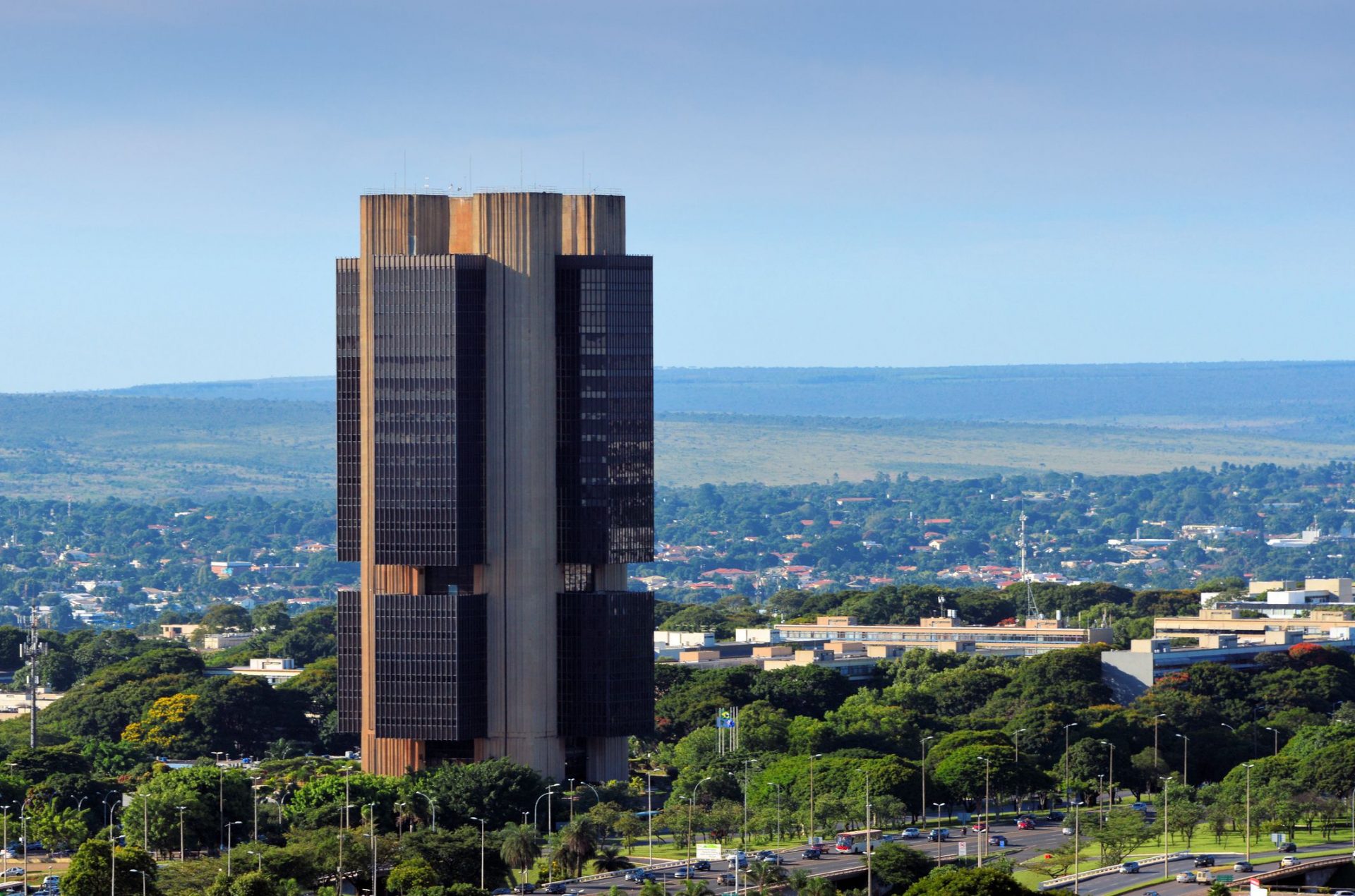 Banco Central eleva juros para 14,25% ao ano: maior patamar desde 2016