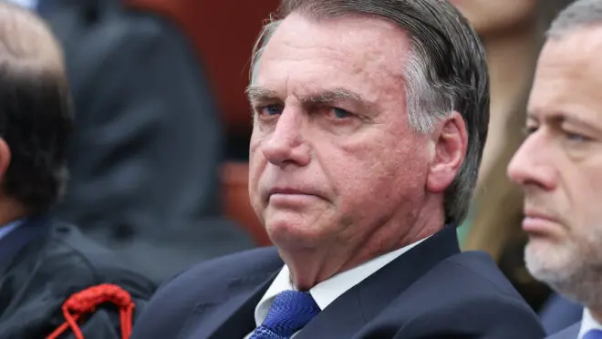 STF decide hoje se torna Bolsonaro réu por tentativa de golpe