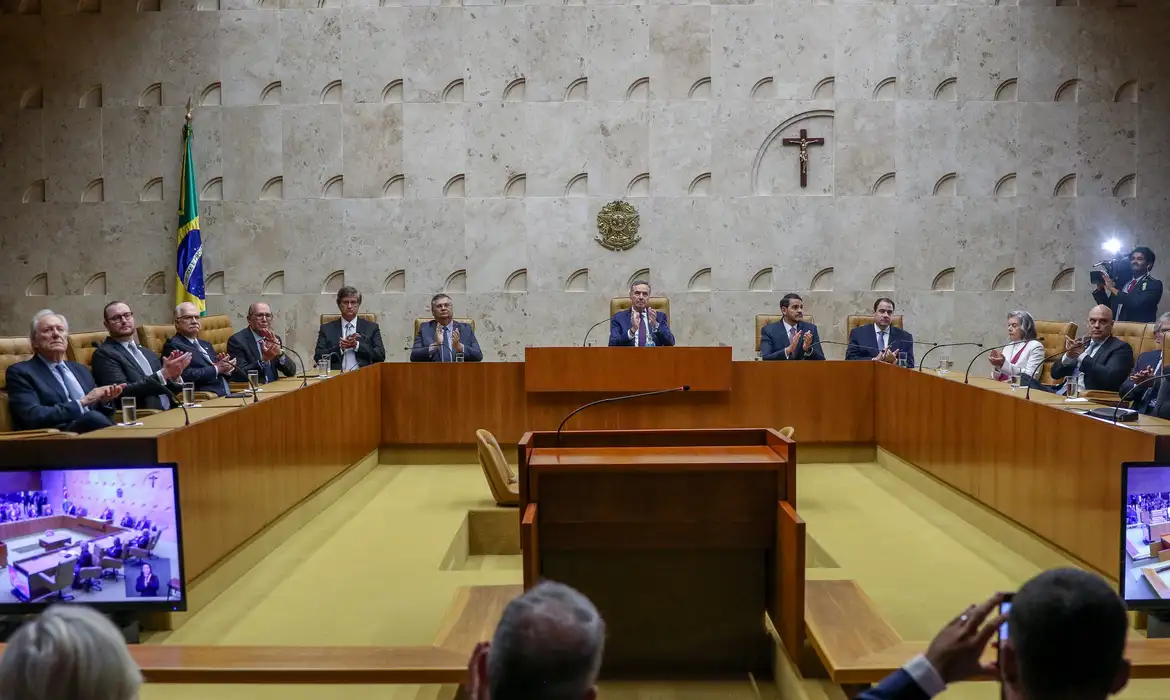 STF derruba leis que proíbem linguagem neutra em escolas