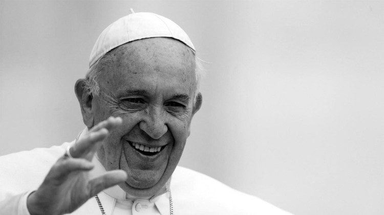 Papa Francisco morre aos 88 anos após luta contra infecção