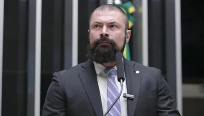 Projeto quer desarmar seguranças de Lula e ministros
