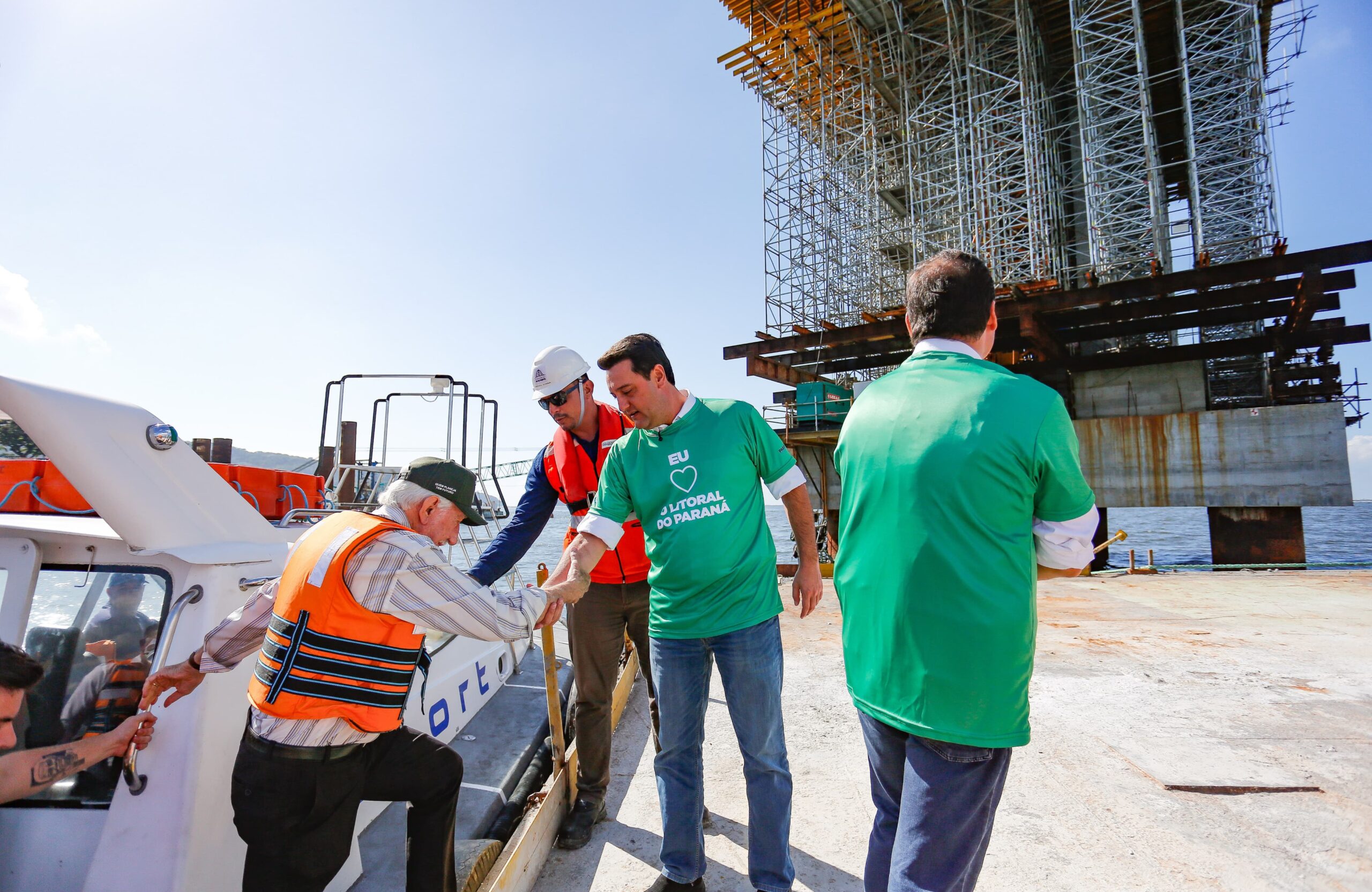 Obras da Ponte de Guaratuba chegam a 50% de conclusão