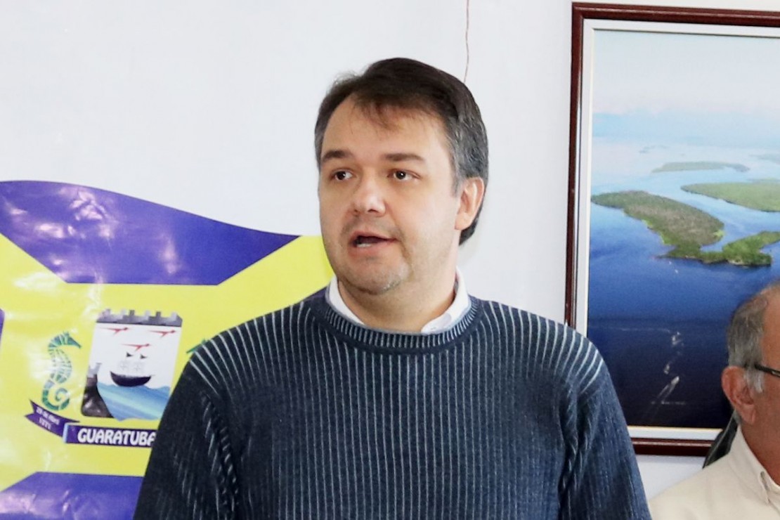 Ex-prefeito de Guaratuba é processado por manter supersalários e causar prejuízo de R$ 6,6 milhões ao município