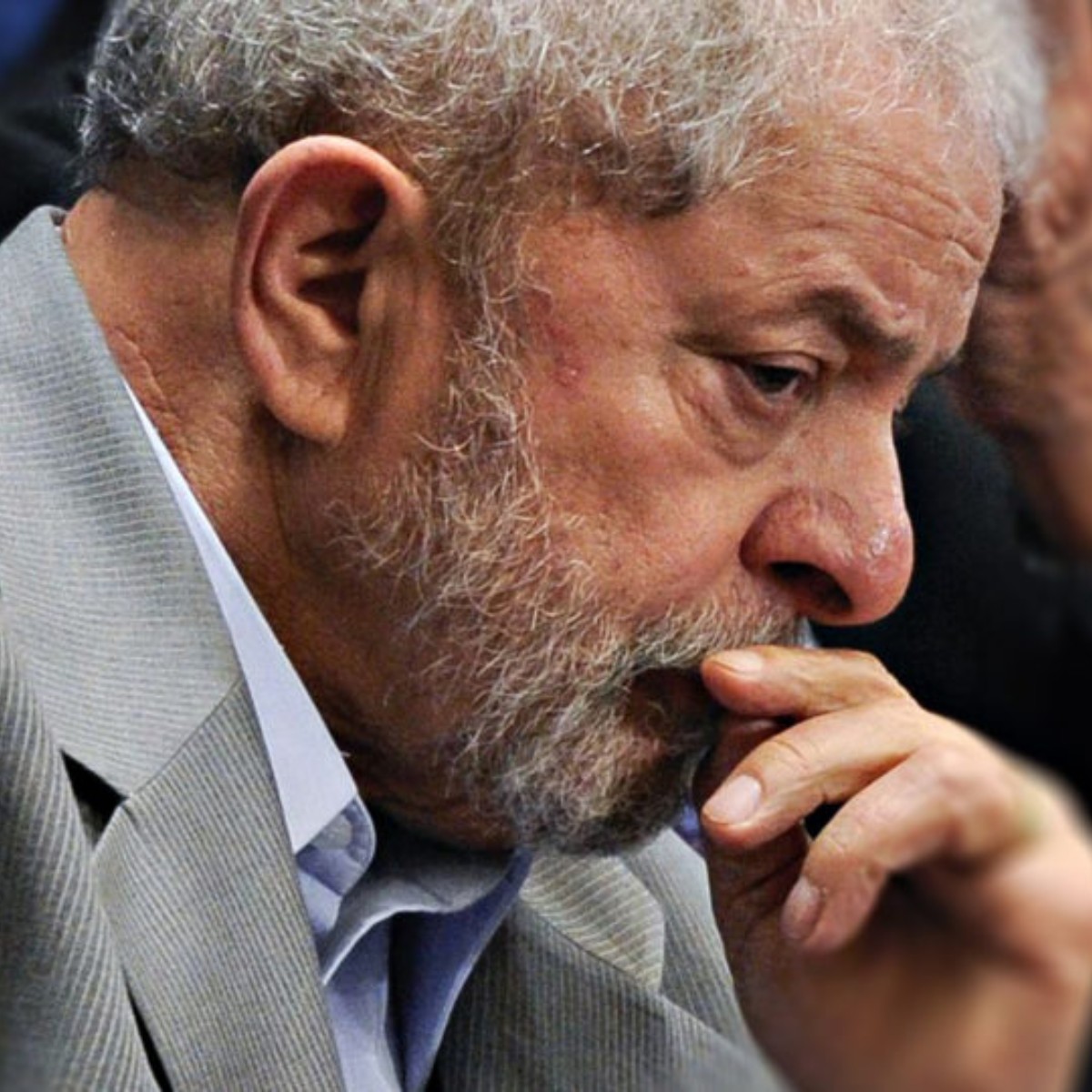 Desaprovação ao governo Lula sobe para 57%, mostra pesquisa Quaest