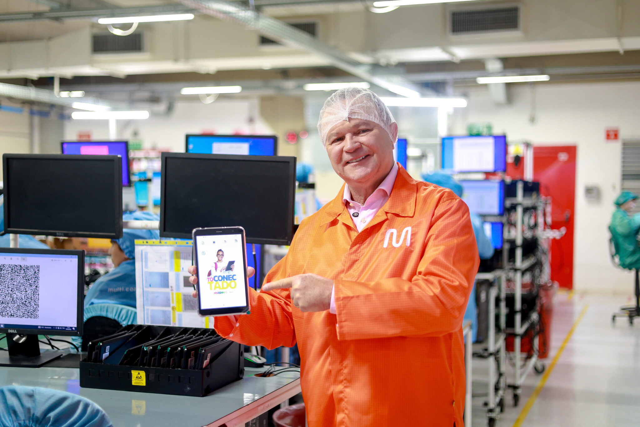 Maranhão Impulsiona Educação com Distribuição Gratuita de Tablets e Notebooks