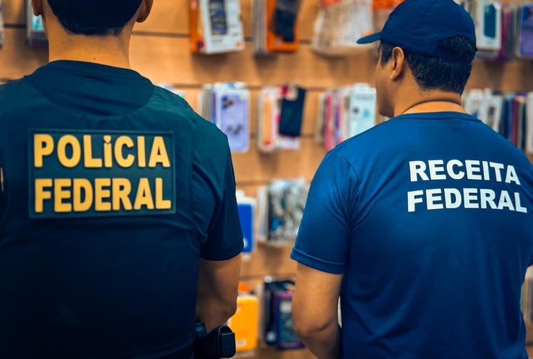Operação da PF mira esquema de venda ilegal de celulares dos EUA em Roraima