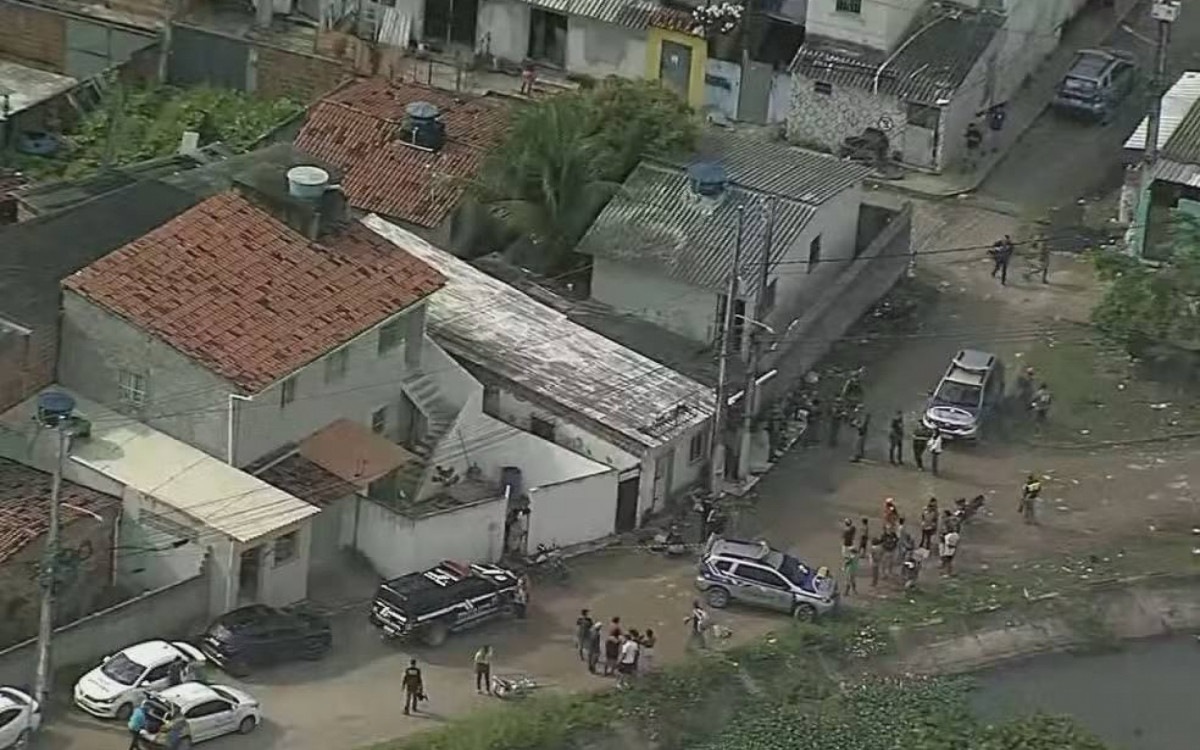 Chacina em Olinda: Ataque a tiros deixa rastro de morte e apreensão de drogas na comunidade V8