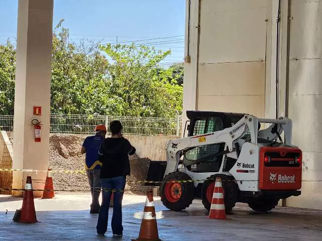 Mulheres Transformam Canteiros de Obras em MS: Programa ‘Elas Constroem’ Abre Portas para Novos Horizontes