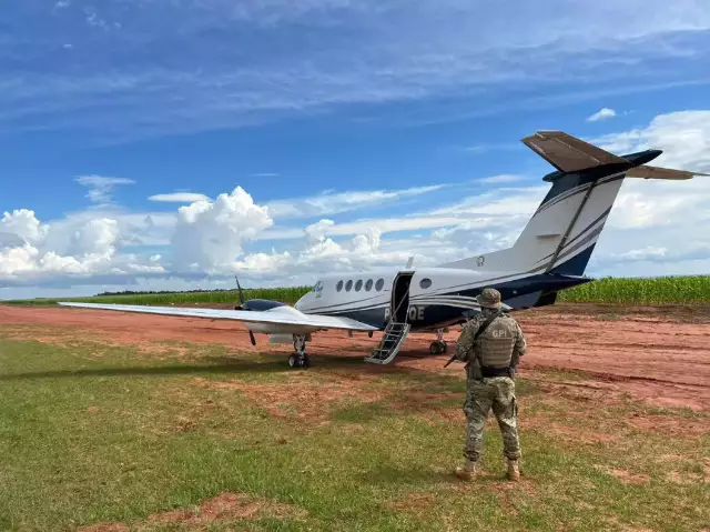 Giro Judicial: Disputa por avião do ‘Fantasma da Fronteira’ retorna a Mato Grosso do Sul após reviravolta