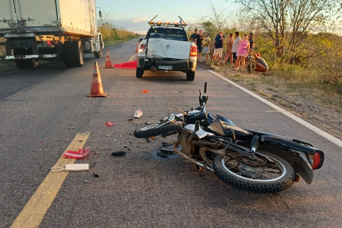 Tragédia na BR-405: Colisão entre moto e carro deixa vítima fatal em Governador Dix-Sept Rosado