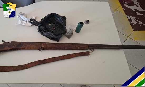 Perturbação de Sossego em Monte Alegre Termina com Apreensão de Espingarda e Prisão