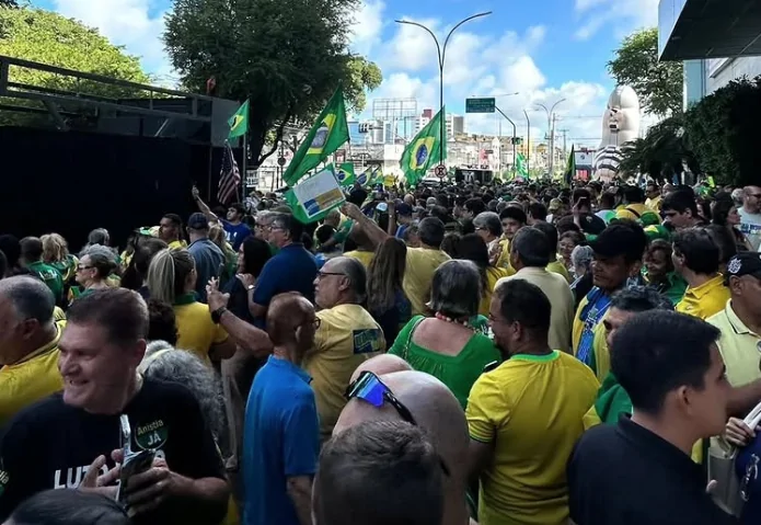 Apoiadores de Bolsonaro Protestam em Natal e Outras Capitais por Anistia e Contra o STF