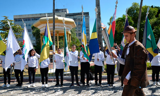 Sergipe Acende a Chama do Patriotismo: Corrida do Fogo Simbólico Abre Semana da Pátria
